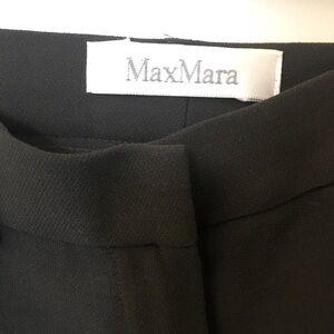 Elegant Max Mara 100% wool trousers
